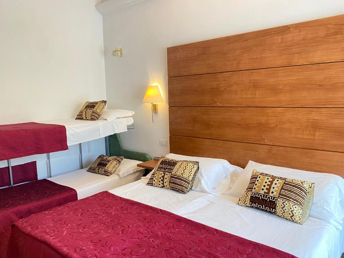 Hotel Villa Del Parco ريميني المظهر الخارجي الصورة