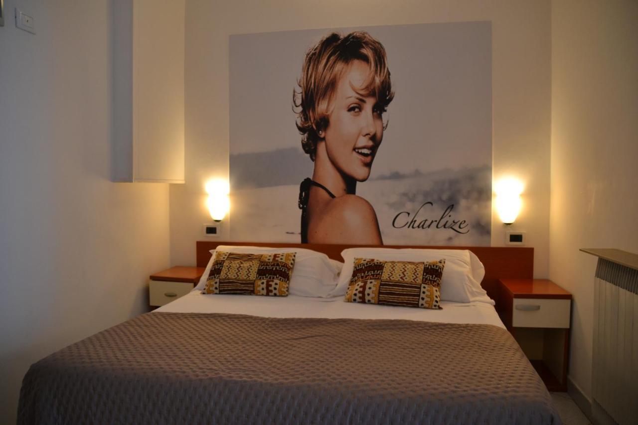 Hotel Villa Del Parco ريميني المظهر الخارجي الصورة