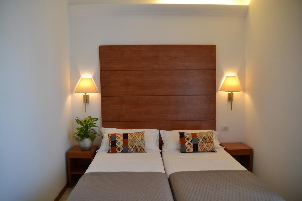 Hotel Villa Del Parco ريميني المظهر الخارجي الصورة