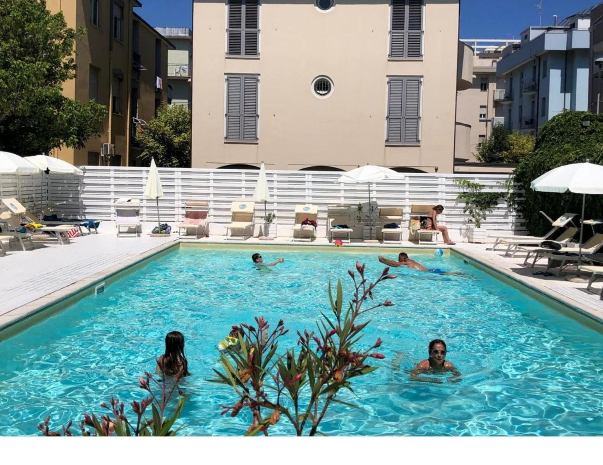 Hotel Villa Del Parco ريميني المظهر الخارجي الصورة